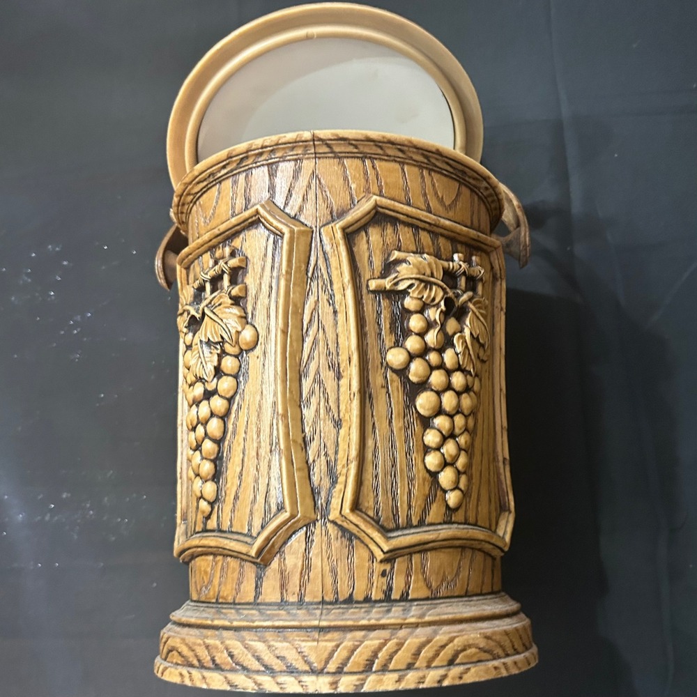 Vintage Faux Wood Grape Ice Bucket Insulated Barware Wine Barrel Style 9.5in - Picture 3 of 6